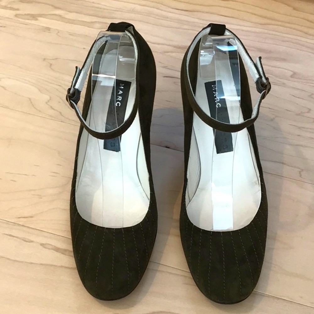 Marc Jacobs Dark green suede 3.5” pumps with ankle straps